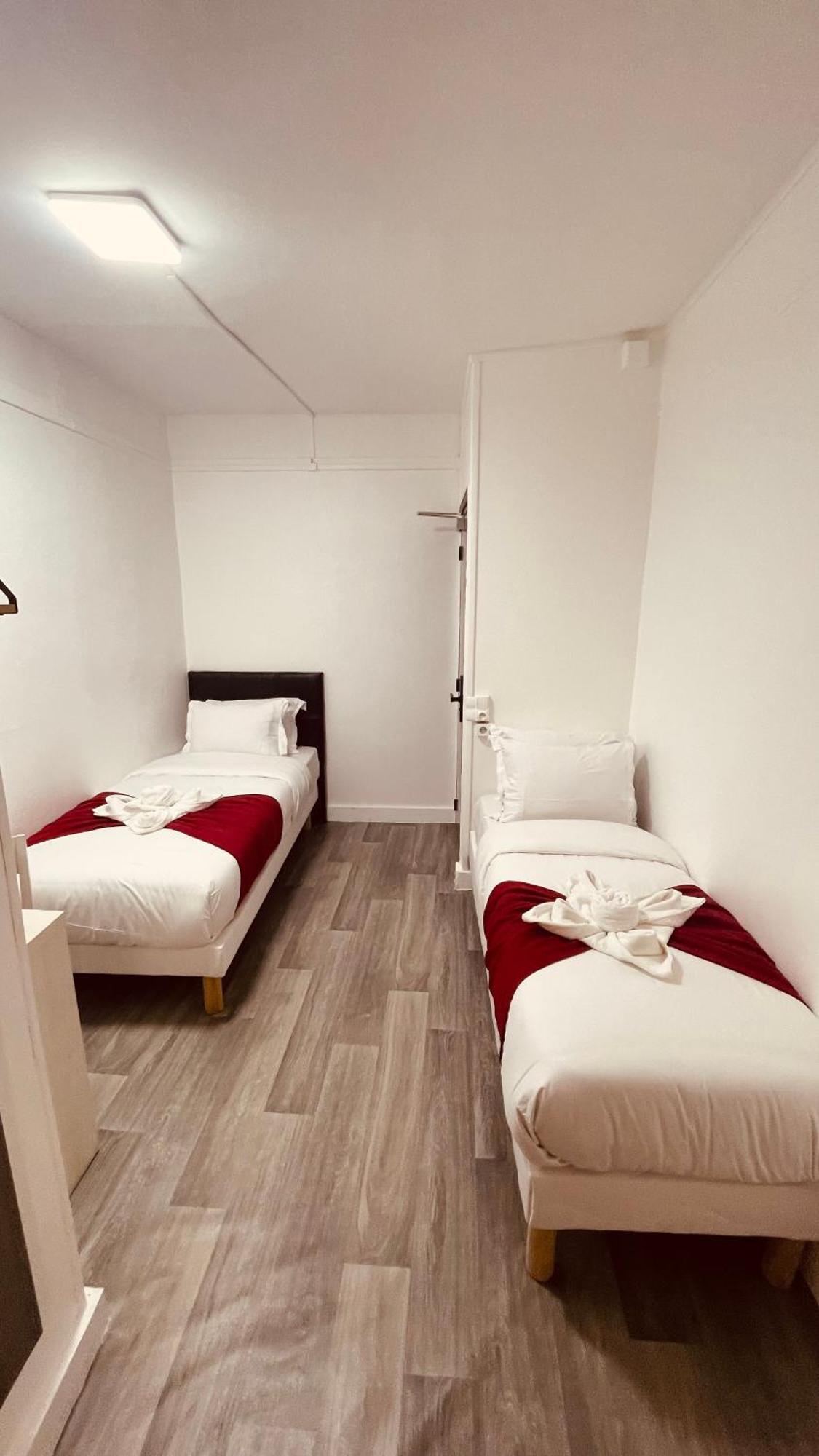 Zweibettzimmer mit Gemeinschafts-WC